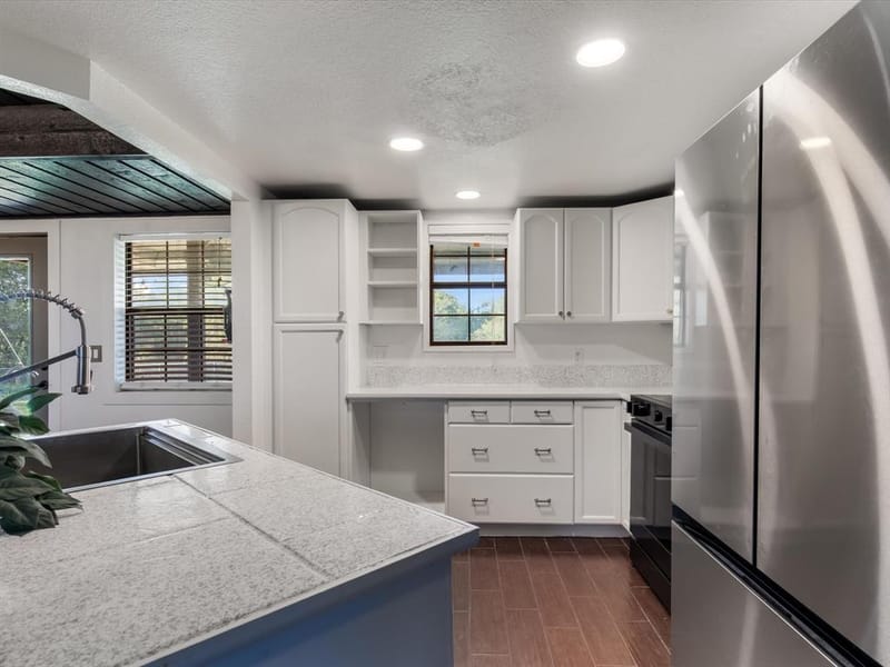 8745 County Road 107, Grandview TX 76050 - Photo 10