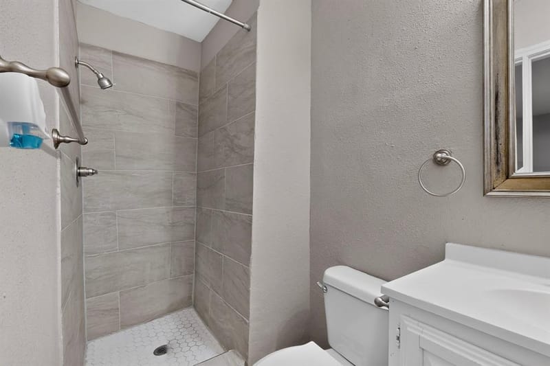 2978 Joanna Drive, Farmers Branch TX 75234 - Photo 16