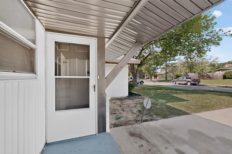 2978 Joanna Drive, Farmers Branch TX 75234 - Photo 5