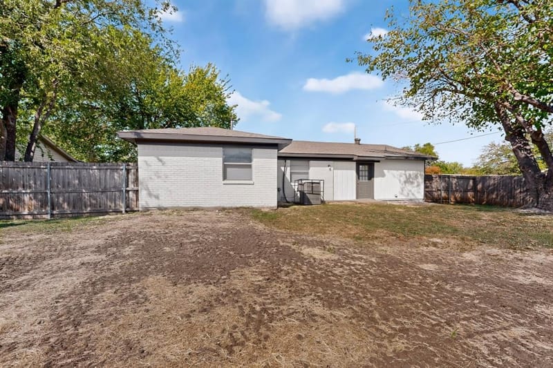 2978 Joanna Drive, Farmers Branch TX 75234 - Photo 35