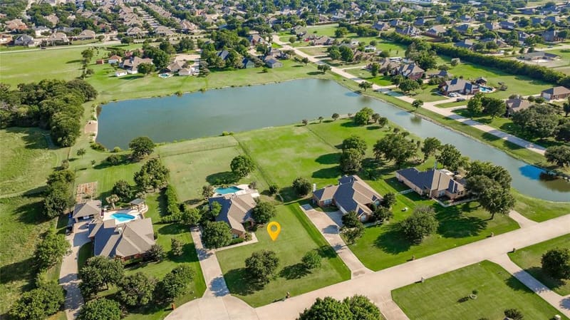 104 Island Circle, Shady Shores TX 76208