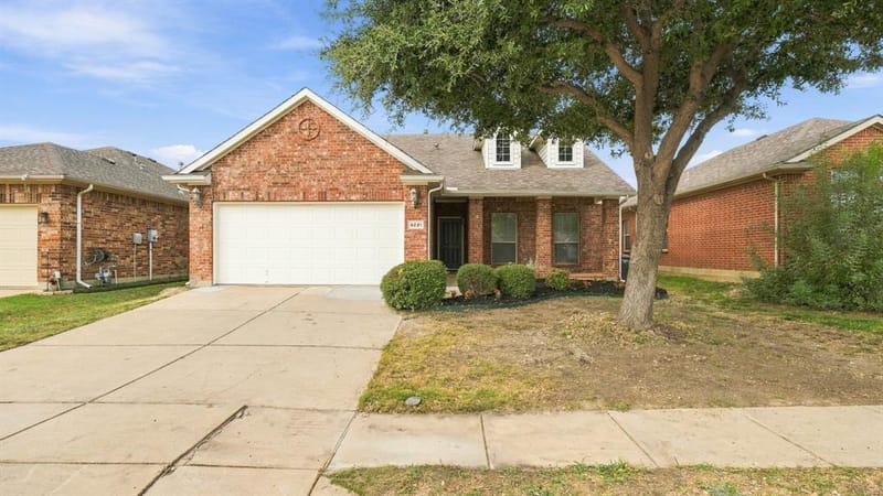 6221 Charisma Court, Fort Worth TX 76131 - Photo 2
