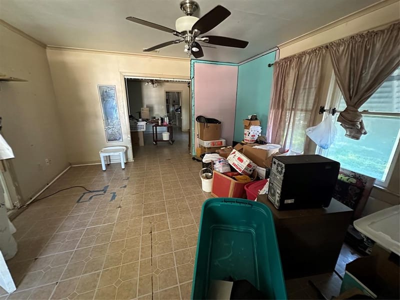 829 W Beddell Street, Fort Worth TX 76115 - Photo 6