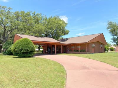 905 Bennett Drive, Bowie TX 76230 - Photo 4