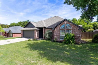 1526 Shadow Run, Weatherford TX 76086 - Photo 3