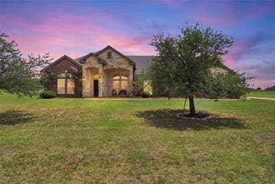 845 W County Line Road E, West TX 76691