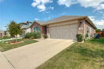 1208 Johnson Drive, Celina TX 75009 - Photo 2