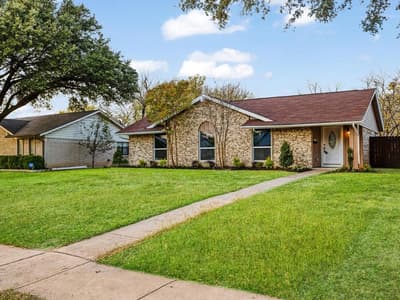 3029 Burning Tree Lane, Garland TX 75042 - Photo 5