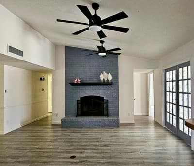 509 Chestnut Drive, Grand Prairie TX 75052 - Photo 2