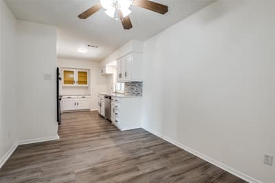 1902 Pat Ln, Carrollton TX 75006 - Photo 4