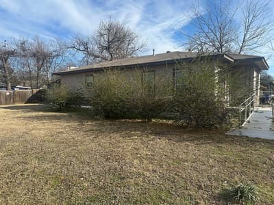 631 W Walker Street, Denison TX 75020 - Photo 5