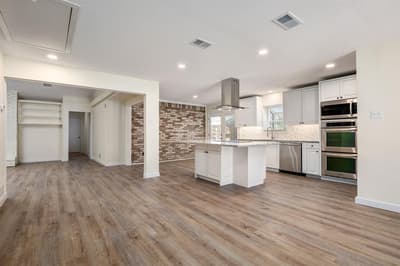 10521 Sandpiper Lane, Dallas TX 75230