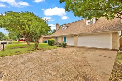 205 San Jacinto Court, Waxahachie TX 75165