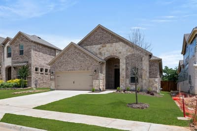 1616 Olympia Avenue, Corinth TX 76208 - Photo 2