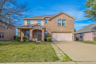 2216 La Salle Trail, Grand Prairie TX 75052