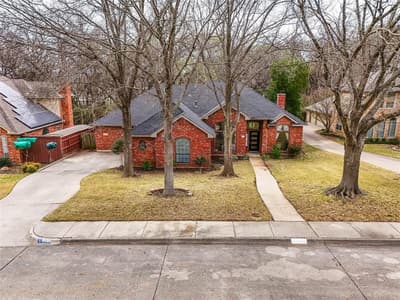 822 Longmeadow Court, DeSoto TX 75115 - Photo 5