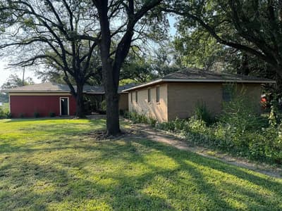 205 W Dickson Street, Milford TX 76670