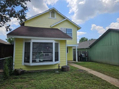 10328 New Bedford Drive, Dallas TX 75217 - Photo 2