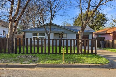 1044 E Cantey Street, Fort Worth TX 76104 - Photo 2