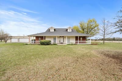 1130 County Road 4945, Leonard TX 75452