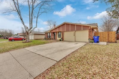 1008 Kay Lynn Street, Mansfield TX 76063 - Photo 2