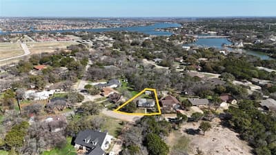 1101 Sierra Vista, Granbury TX 76048 - Photo 2