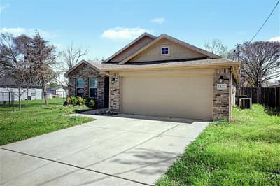 1827 College Street, Greenville TX 75401 - Photo 2