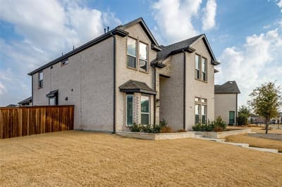 1352 Peregrine Trail, Frisco TX 75036 - Photo 2