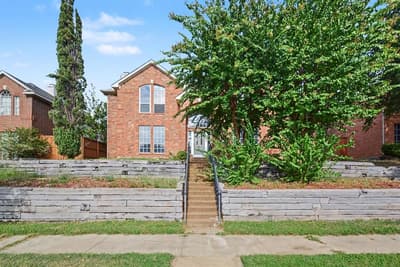 2406 Manchester Drive, Carrollton TX 75006