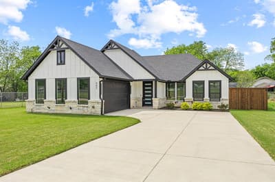 402 S Humphrey Avenue, Kerens TX 75144