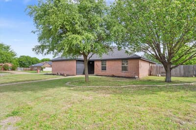 10817 Lilry Road, Waco TX 76708 - Photo 3