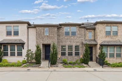 911 Ponds Edge Lane, Euless TX 76040