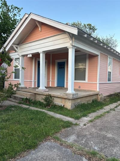 620 S Willomet Avenue, Dallas TX 75208 - Photo 2