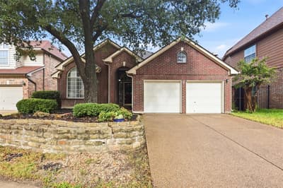 2638 Hidden Ridge Drive, Arlington TX 76006