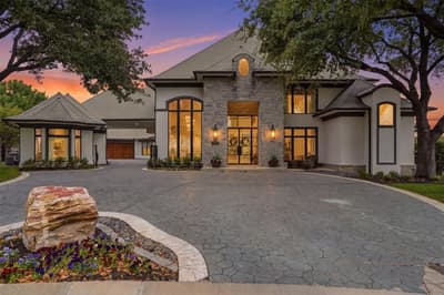5801 Cypress Point Drive, Fort Worth TX 76132