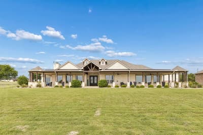 2009 Lakeshore Drive, Cleburne TX 76033