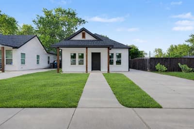 1211 E Cannon Street, Fort Worth TX 76104