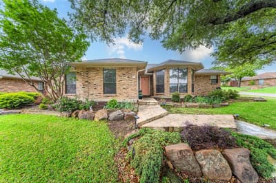 1500 Sunnyslope Drive, Carrollton TX 75007