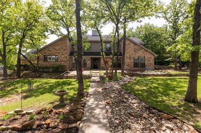 120 Creekside Drive, Double Oak TX 75077