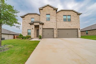 1229 Windsong Drive, Cedar Hill TX 75104 - Photo 2
