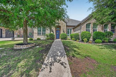 4500 Knoll Ridge Drive, Fort Worth TX 76008 - Photo 2