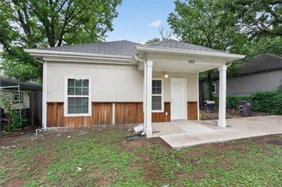 2805 Walker Street, Fort Worth TX 76105 - Photo 4