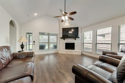 605 Dusty Glen Trail, Midlothian TX 76065 - Photo 4