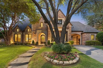 5880 Shady Oaks Drive, Frisco TX 75034