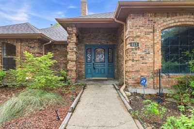613 Deer Creek Drive, DeSoto TX 75115 - Photo 3