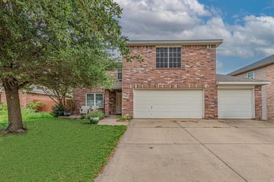 2020 Wellington Point, Heartland TX 75126