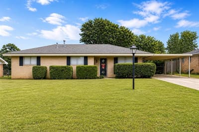 1507 Hulme Street, Bowie TX 76230