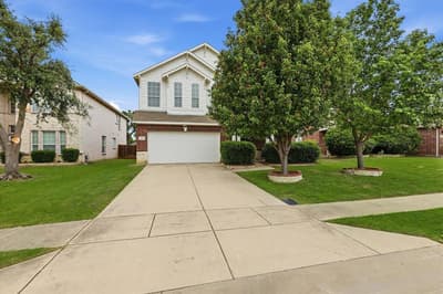 2825 Treasure Cove Drive, Lewisville TX 75056 - Photo 2