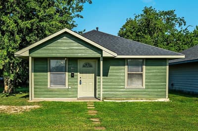501 15th Street, Honey Grove TX 75446