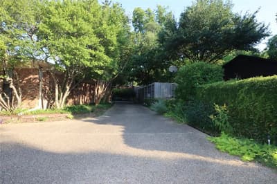 5421 Benbridge Drive, Fort Worth TX 76107 - Photo 4